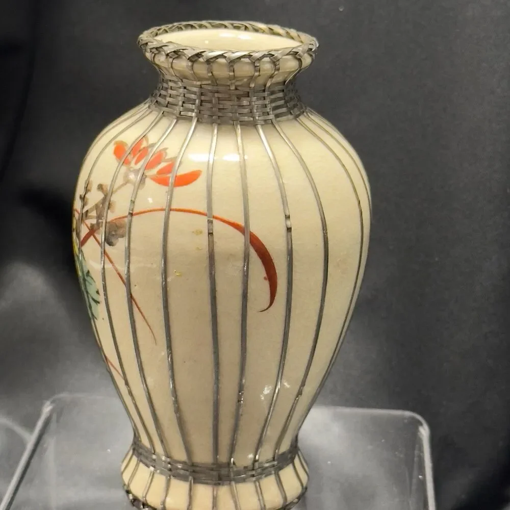 Japanese Meiji period Awaji Vase w/silver basket weave overlay pottery floral de